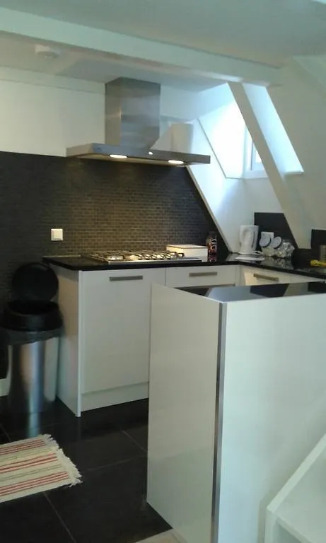 Residence 86 Amsterdam 2*,